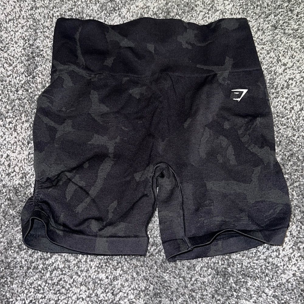 gym shark biker shorts